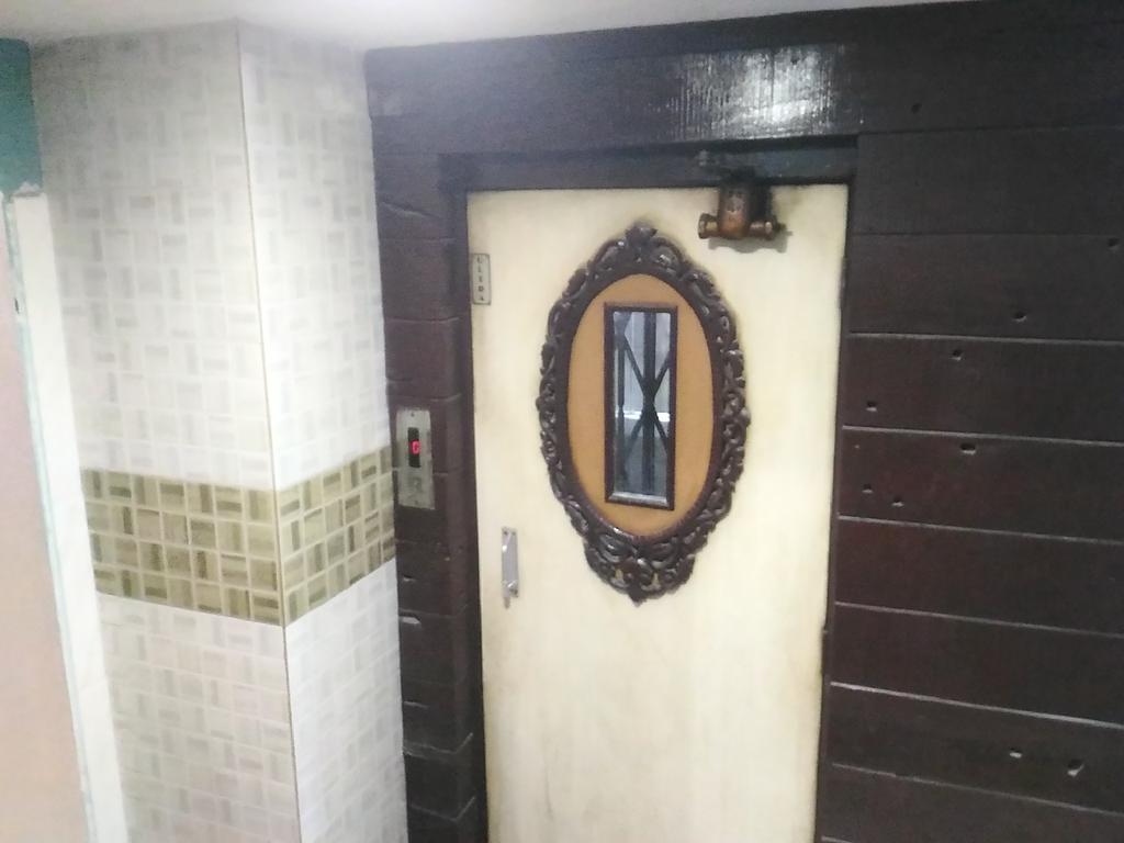 Hotel Palms Navi Mumbai Eksteriør billede