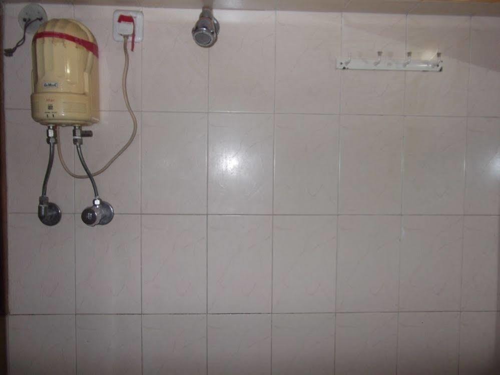 Hotel Palms Navi Mumbai Eksteriør billede